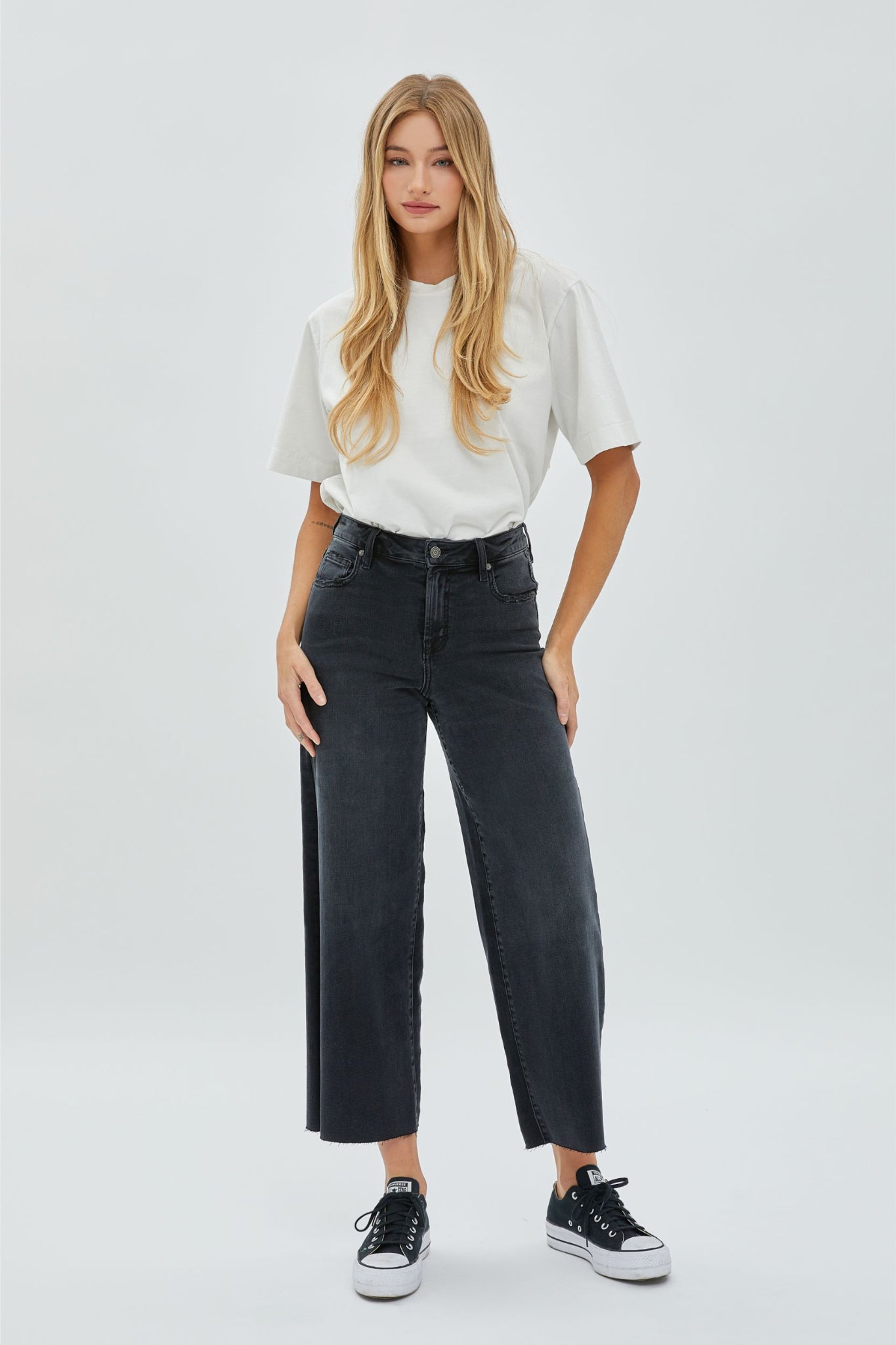 Nori Crop Wide Leg Jean