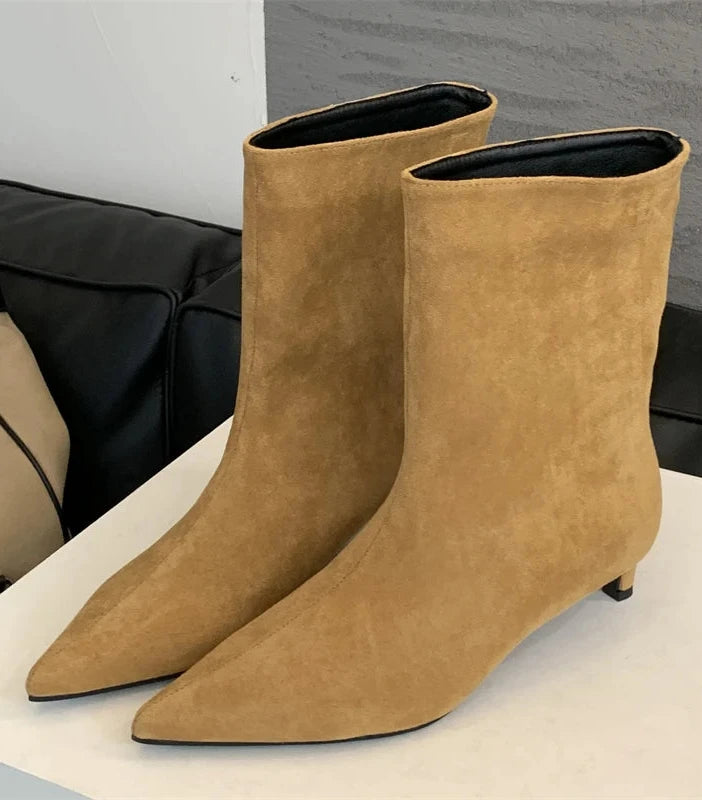 Maria Boots