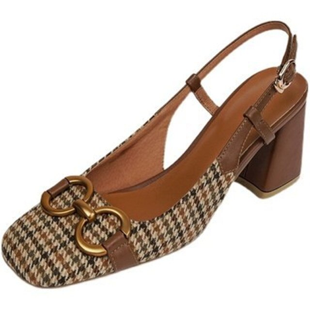 Elison Vintage Vibes Sandals