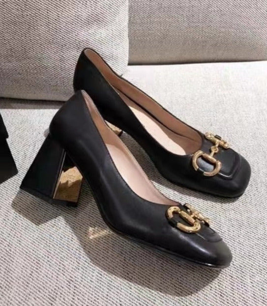 Agnes Vintage Pumps